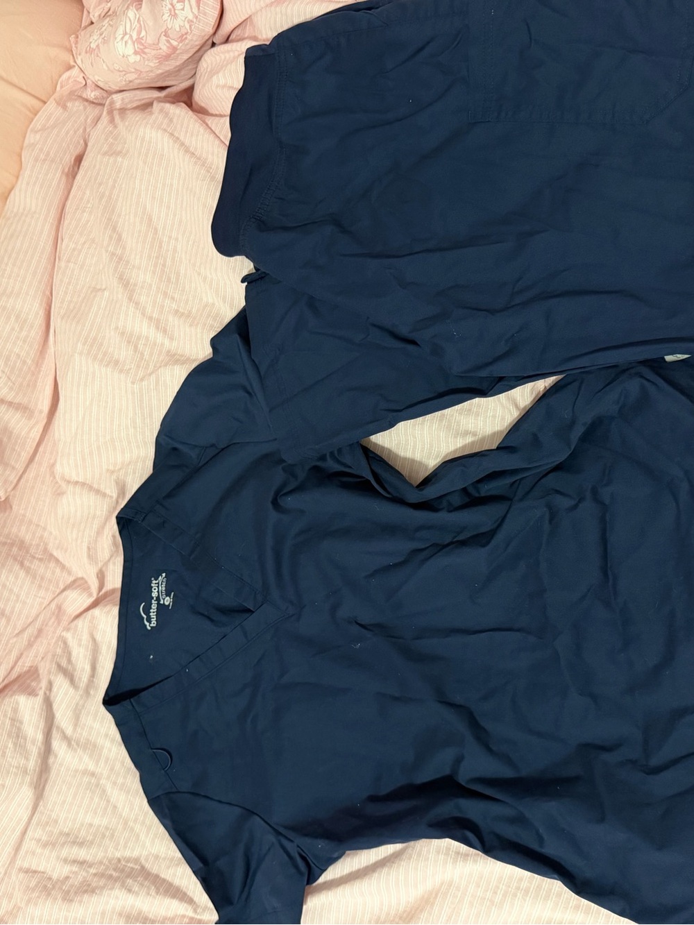 Scrubs bundle - Picture 6 of 9